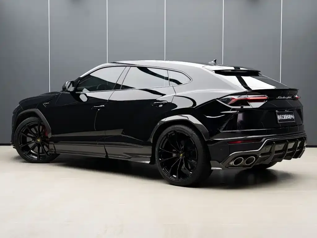 Lamborghini Urus — фото 8