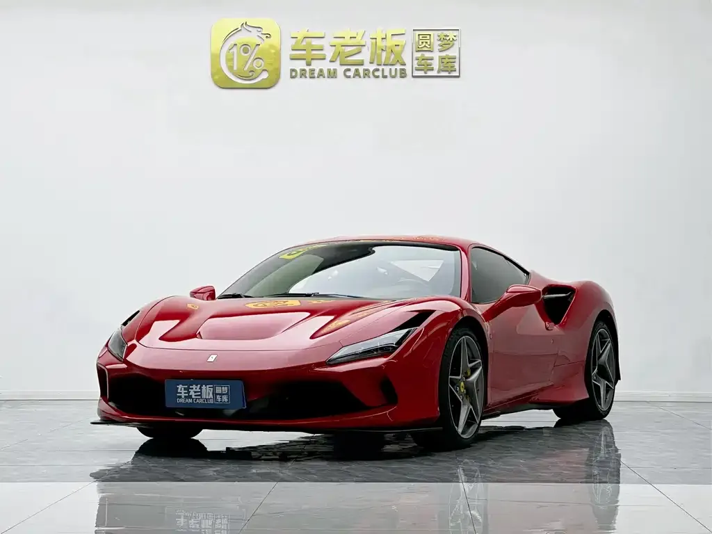 Ferrari F8 — фото 1
