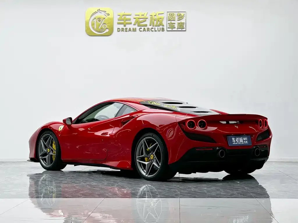 Ferrari F8 — фото 4