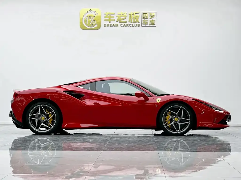 Ferrari F8 — фото 5