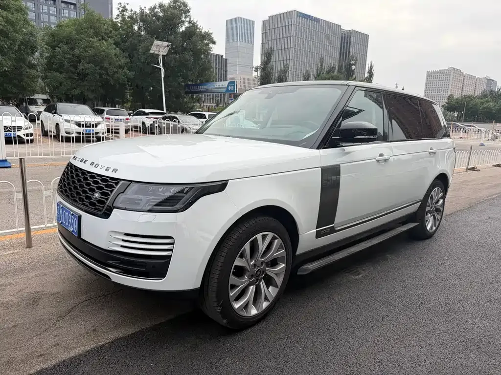 Land Rover Range Rover — фото 1
