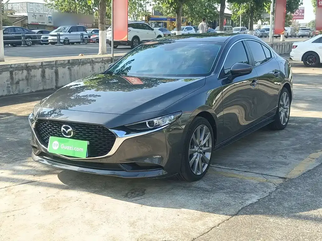 Mazda 3 Axela — фото 10