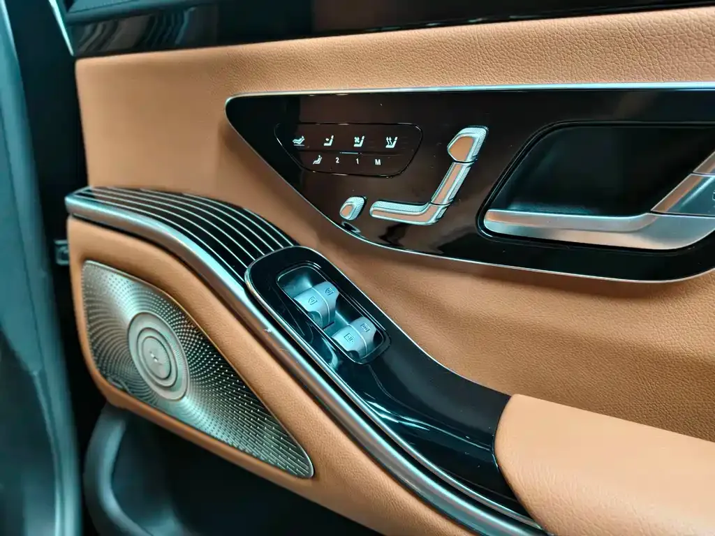 Mercedes-Benz S-Class — фото 10