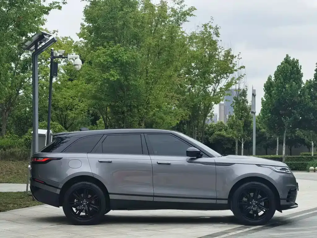 Land Rover Velar — фото 7