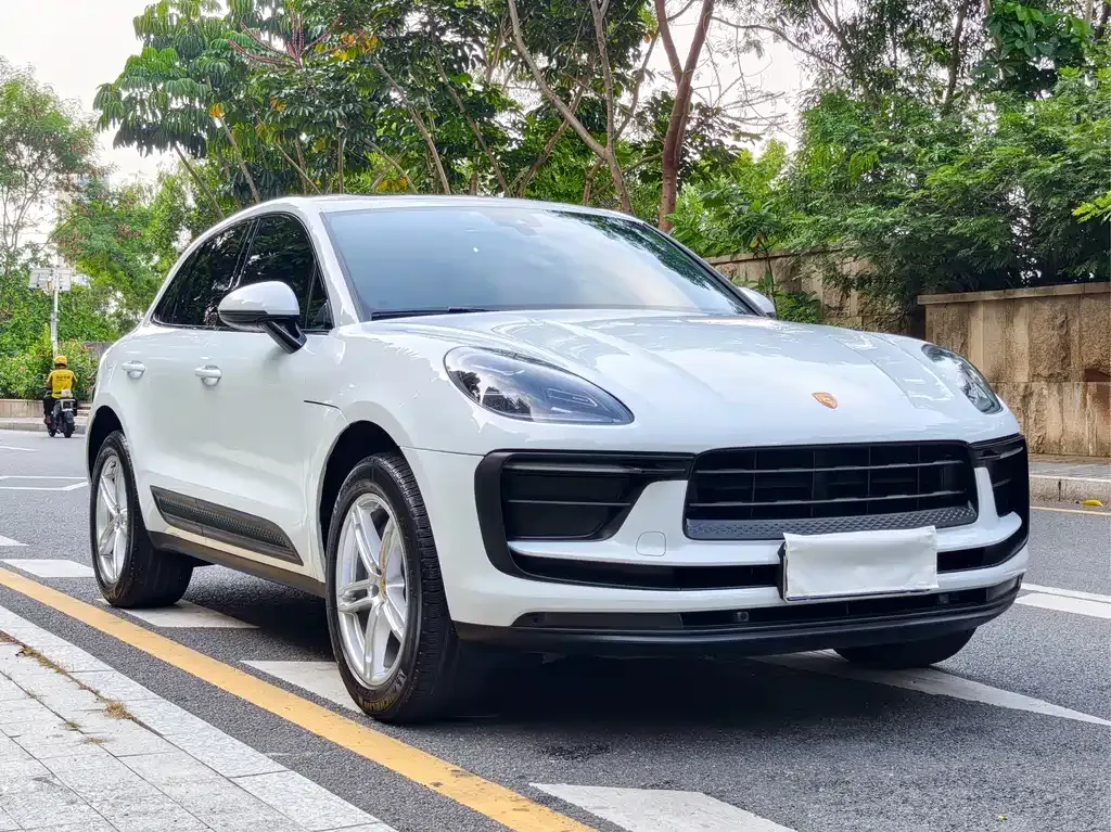Porsche Macan — фото 9