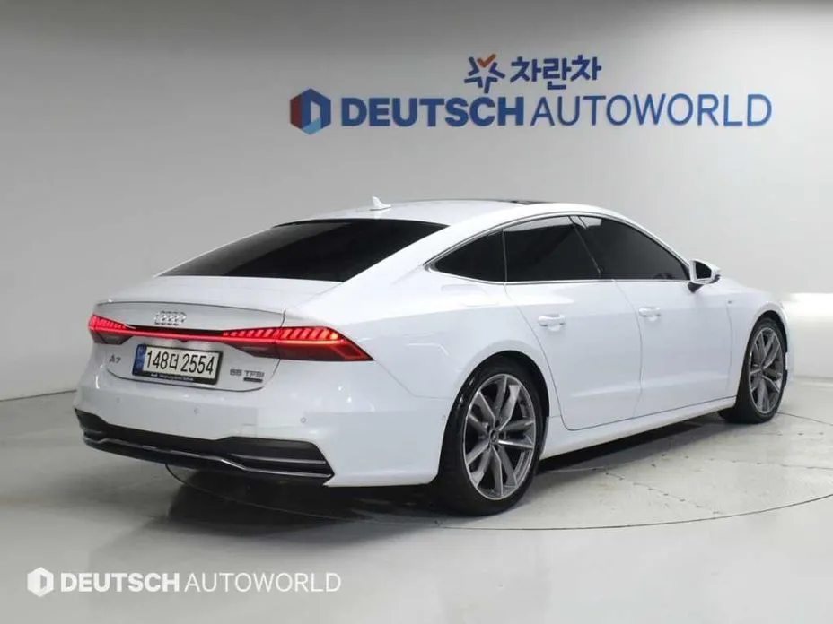 Audi A7 — фото 2