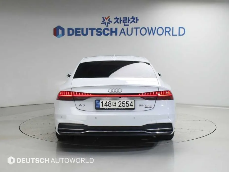 Audi A7 — фото 9