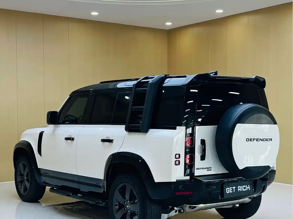 Land Rover Defender — фото 4