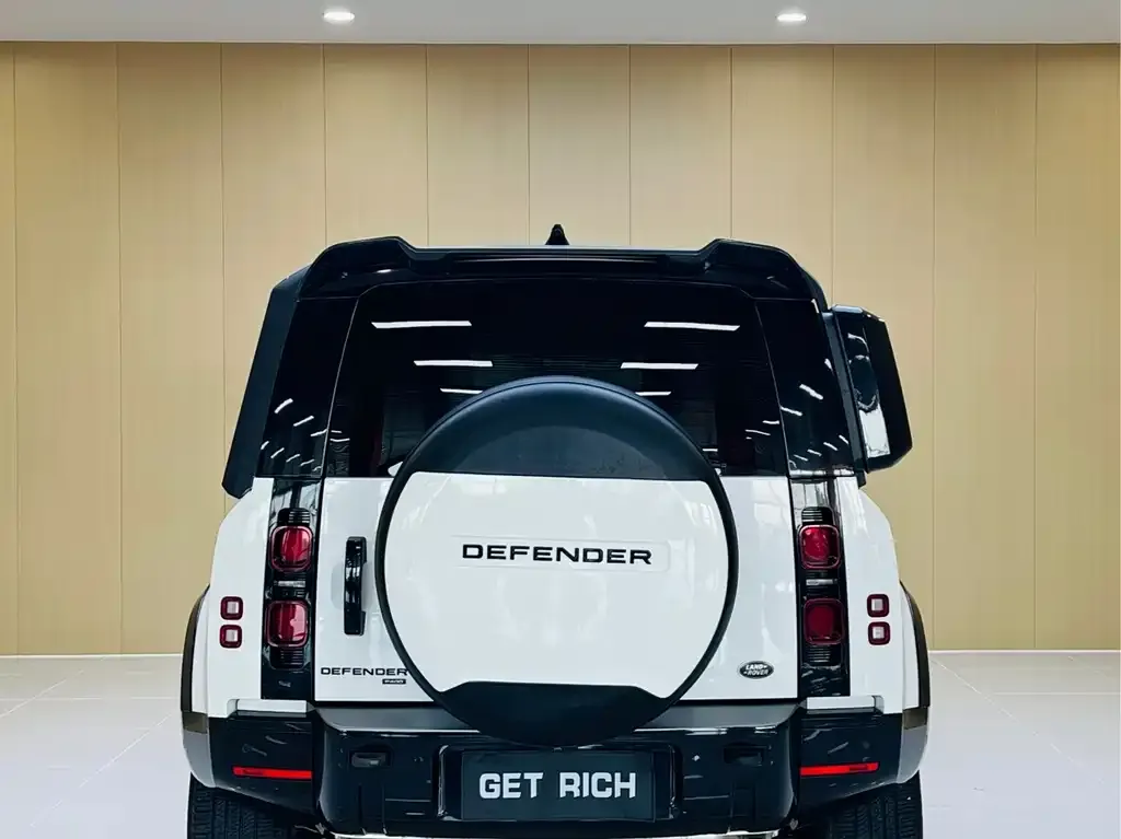 Land Rover Defender — фото 3