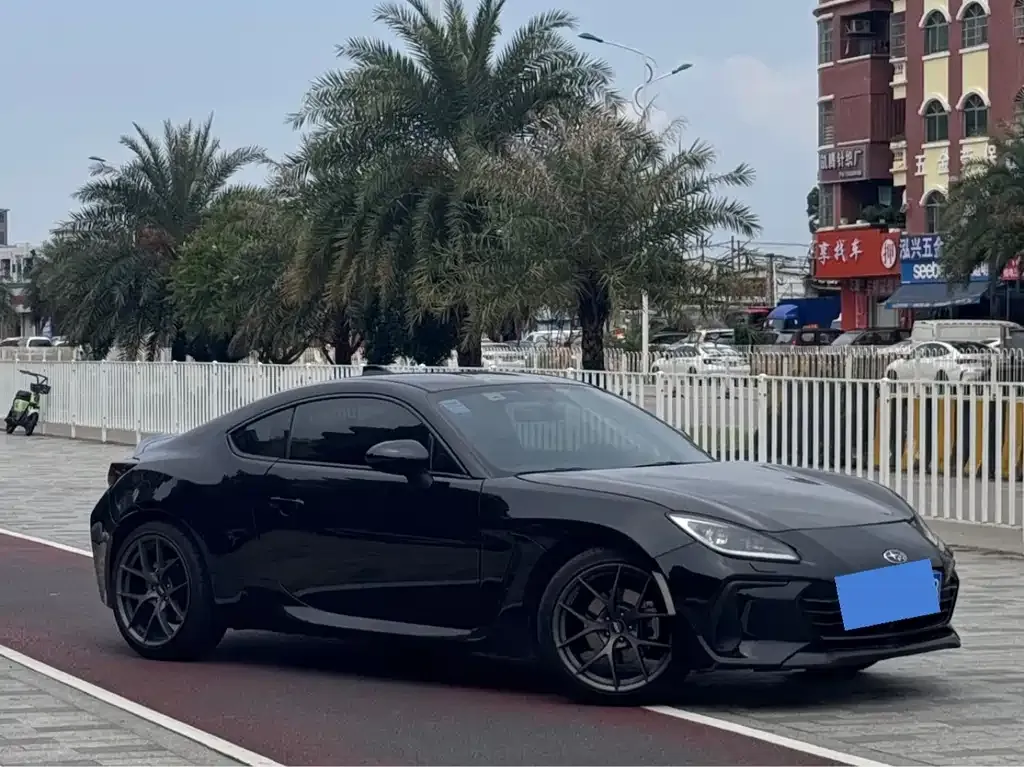 Subaru BRZ — фото 1