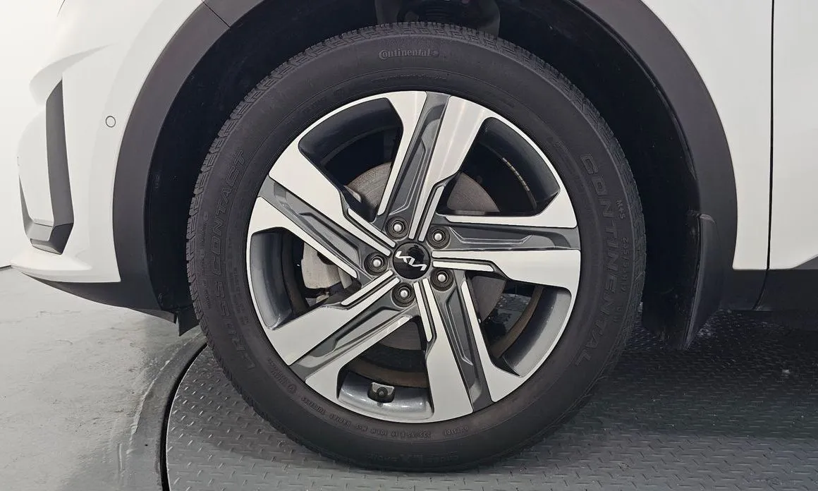 Kia Sorento — фото 5