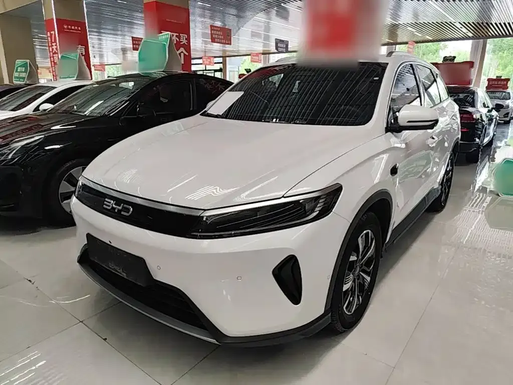 BYD Seal 05 DM-i — фото 10