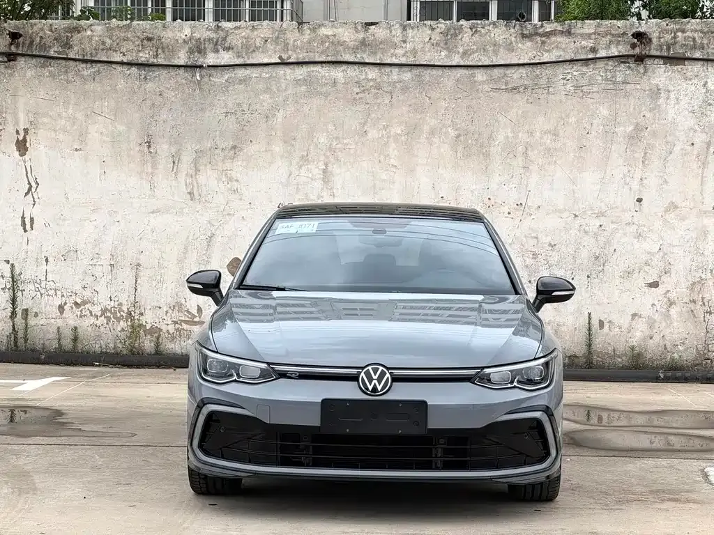 Volkswagen Golf — фото 8