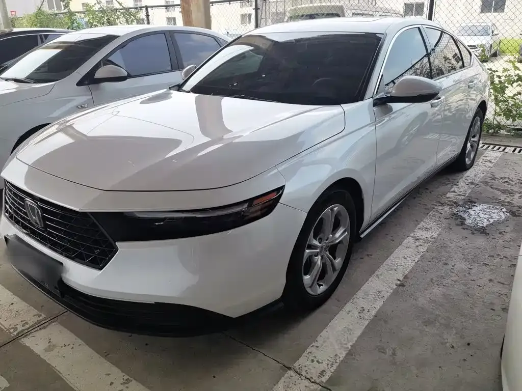 Honda Accord — фото 6