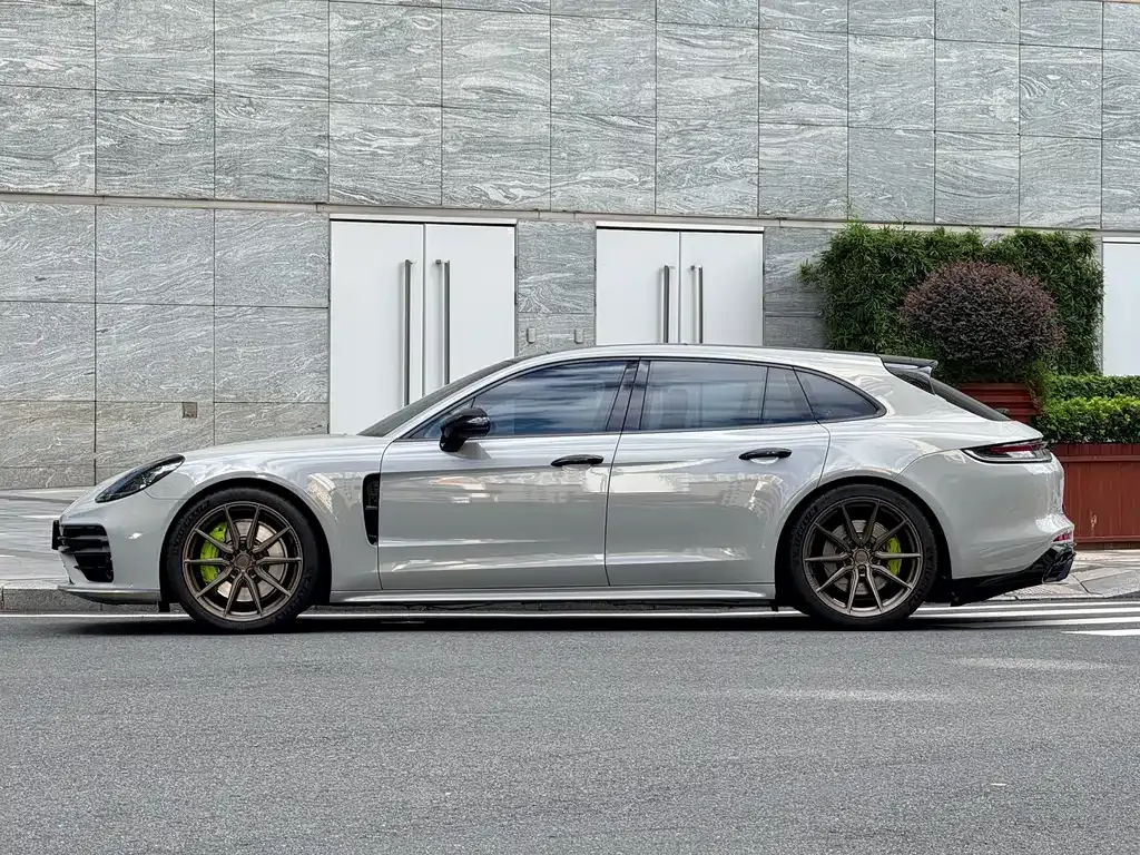 Porsche Panamera — фото 10