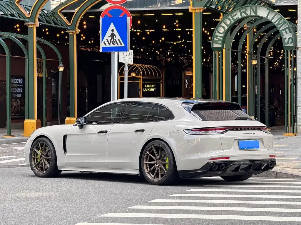 Porsche Panamera — фото 4