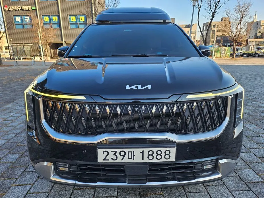Kia Carnival — фото 1