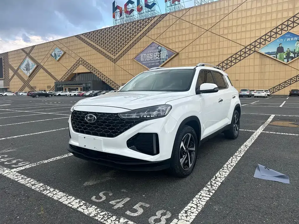Hyundai ix35 — фото 1