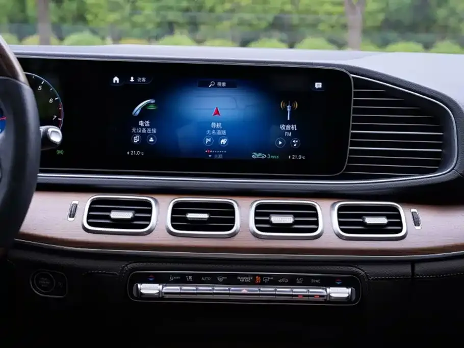 Mercedes-Benz GLS — фото 6