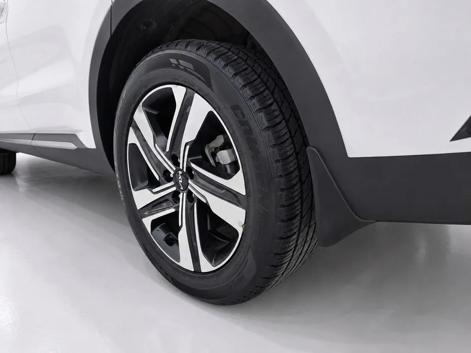 Kia Sorento — фото 8
