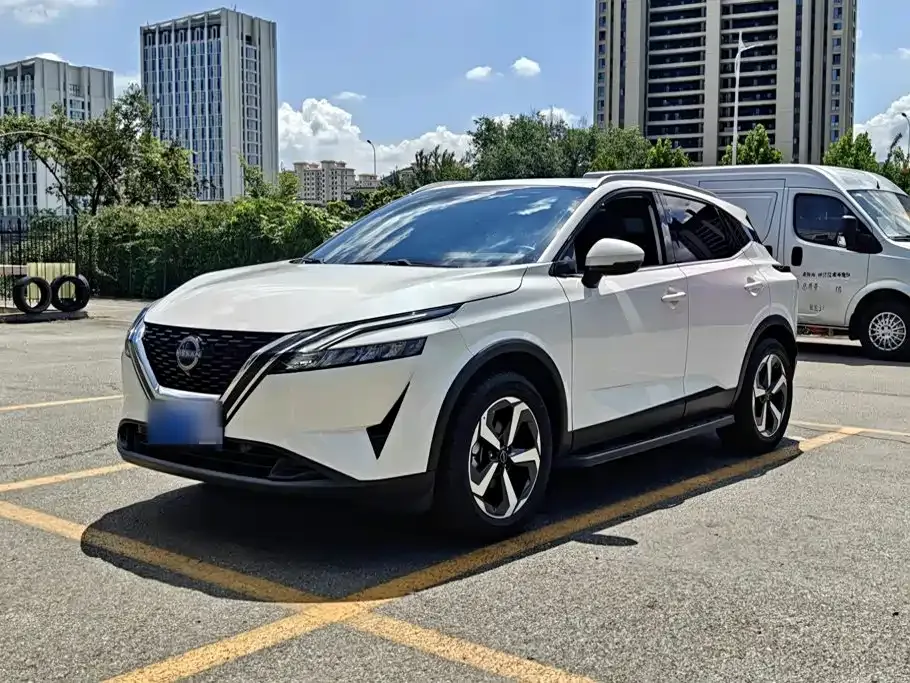 Nissan Qashqai — фото 10