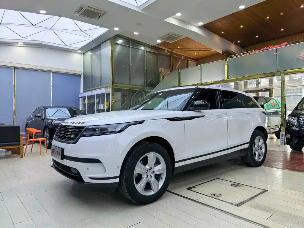 Land Rover Velar — фото 1