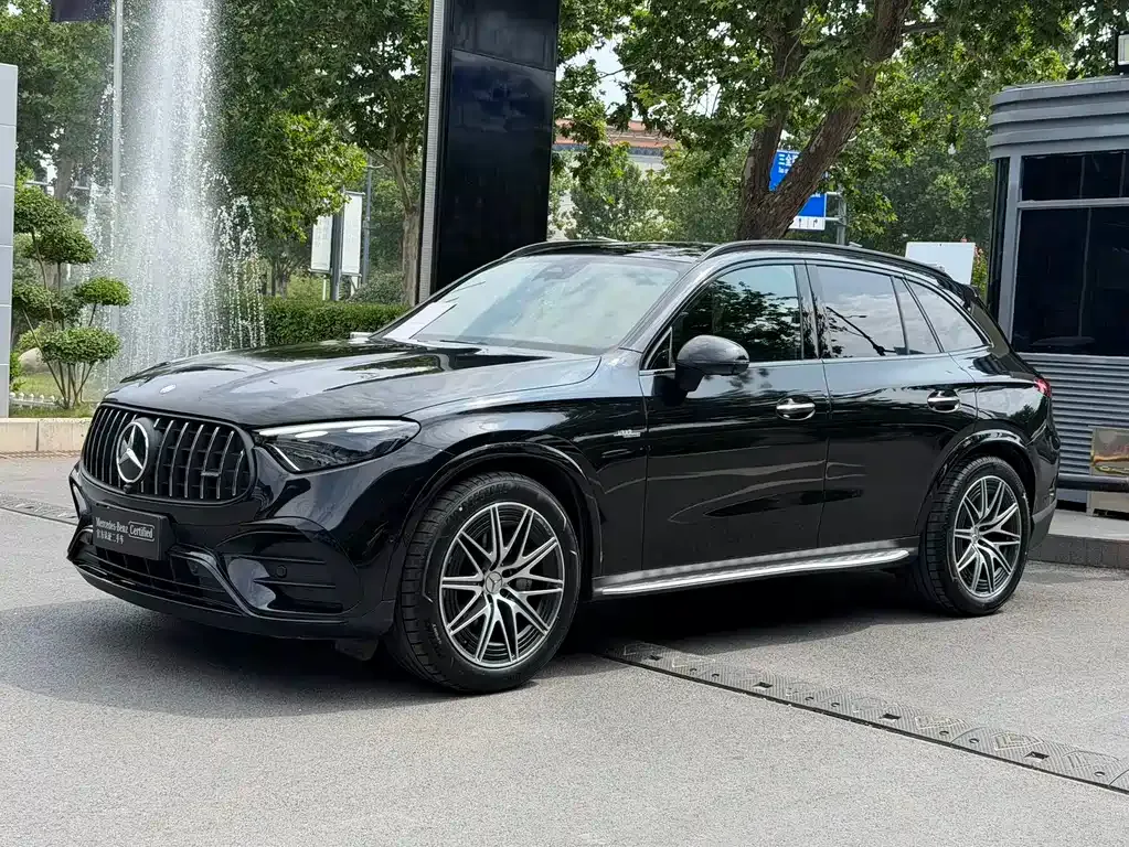 Mercedes-Benz GLC AMG — фото 1