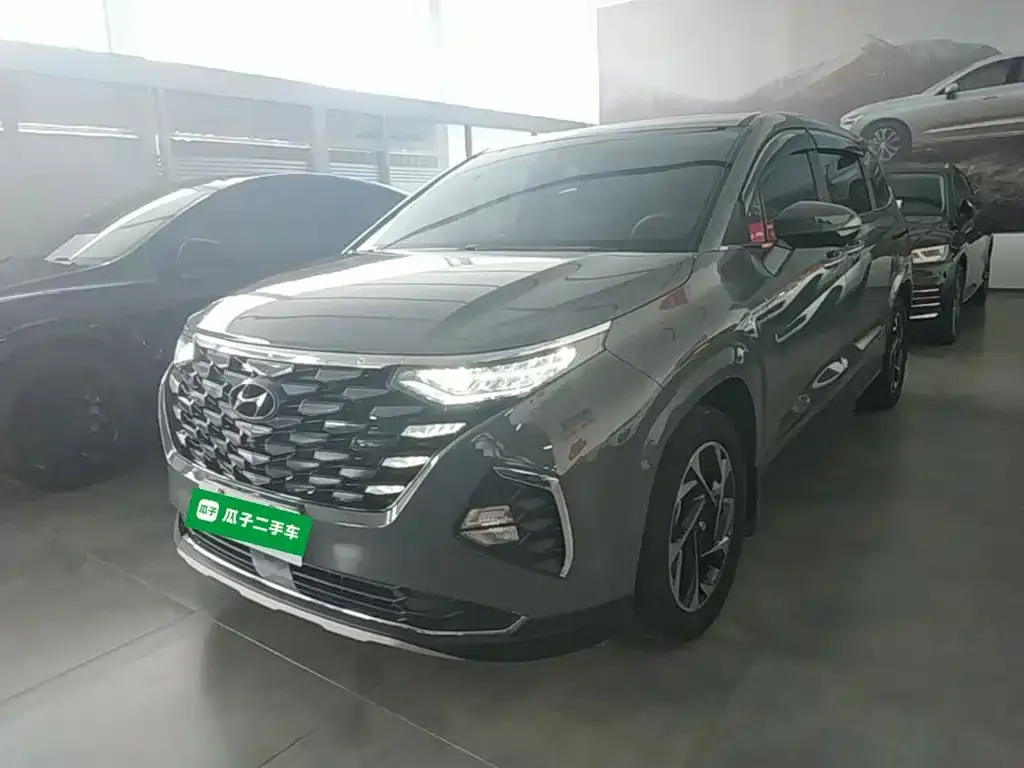 Hyundai Custo — фото 1