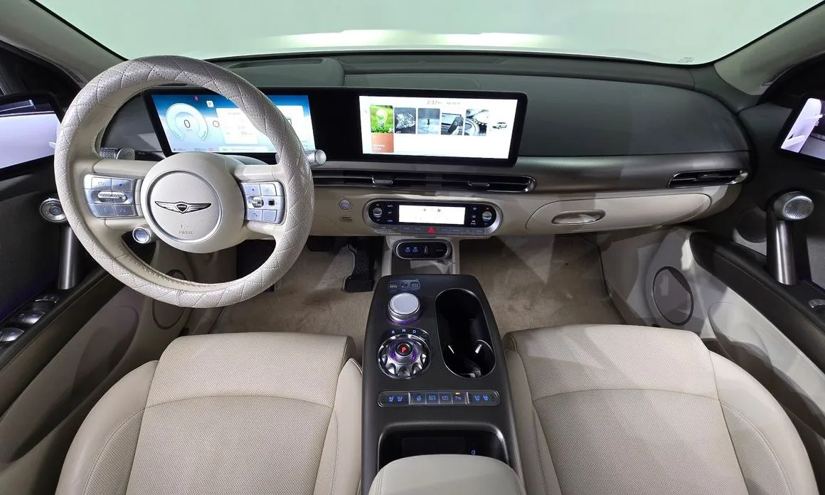 Genesis GV60 — фото 10