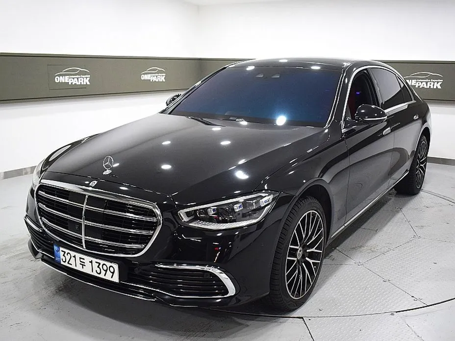 Mercedes-Benz S-Class — фото 1