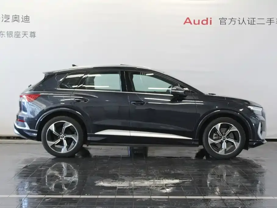Audi Q4 e-tron — фото 9