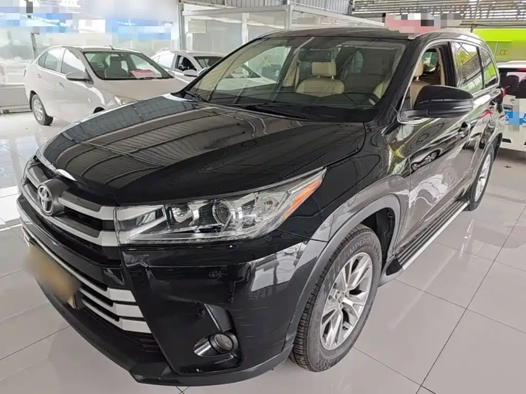 Toyota Highlander — фото 2