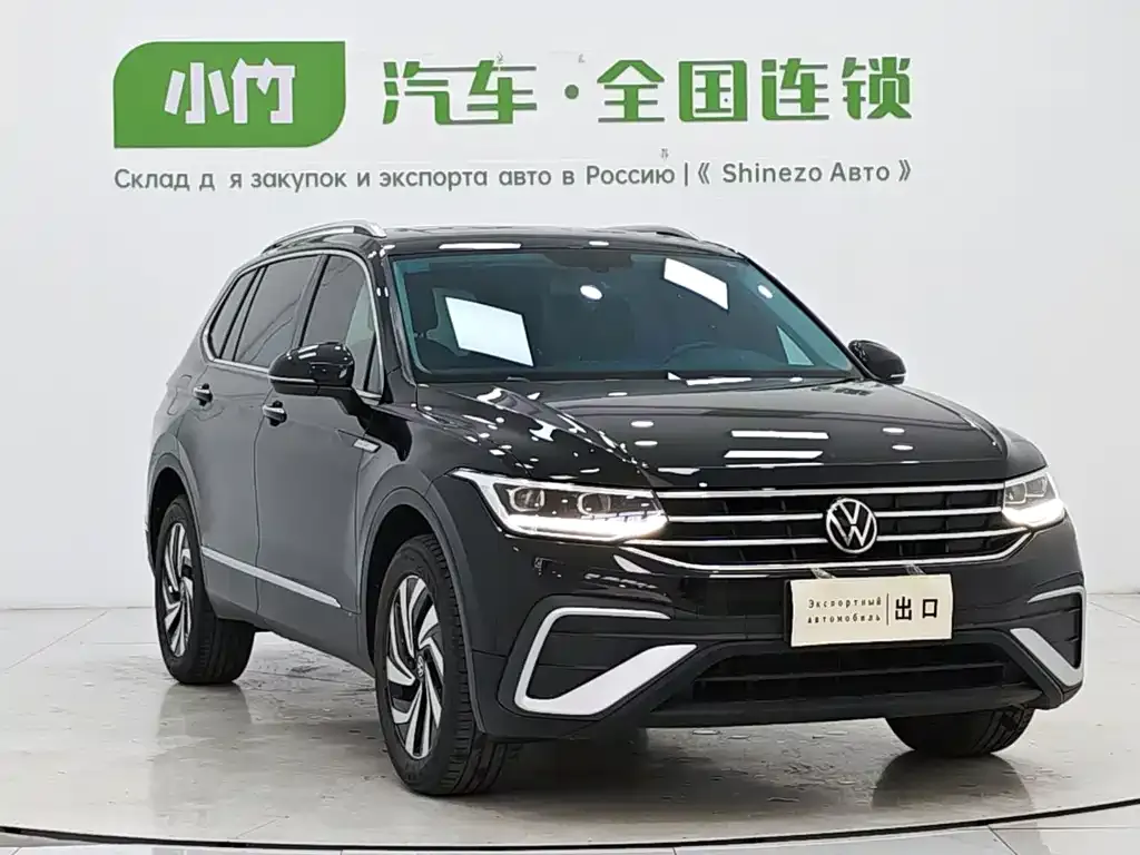 Volkswagen Tiguan L — фото 4