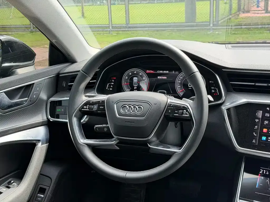 Audi A7L — фото 4