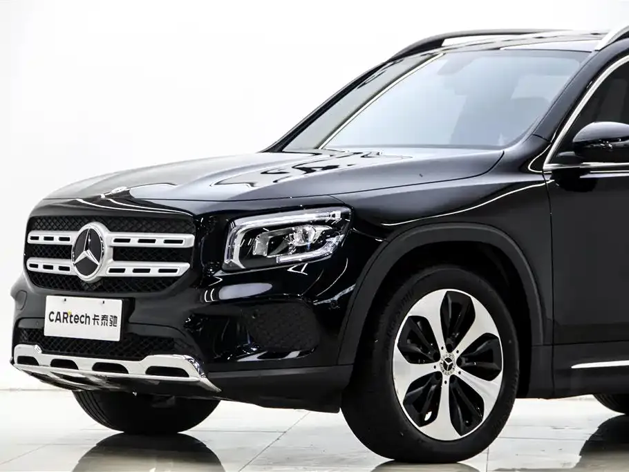 Mercedes-Benz GLB — фото 2