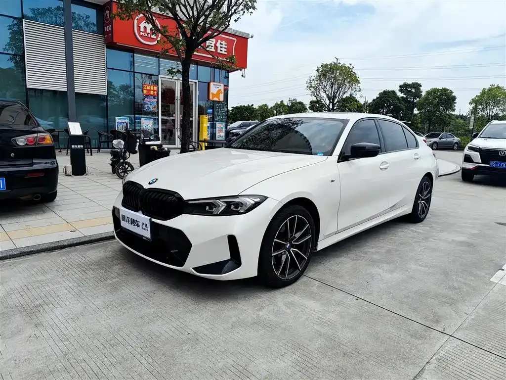 BMW 3 Series — фото 1
