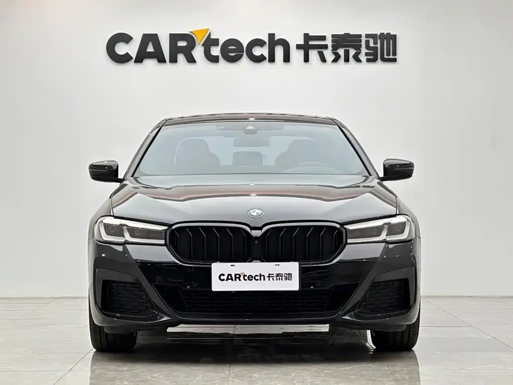 BMW 5 Series — фото 2