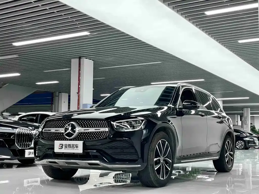 Mercedes-Benz GLC — фото 1