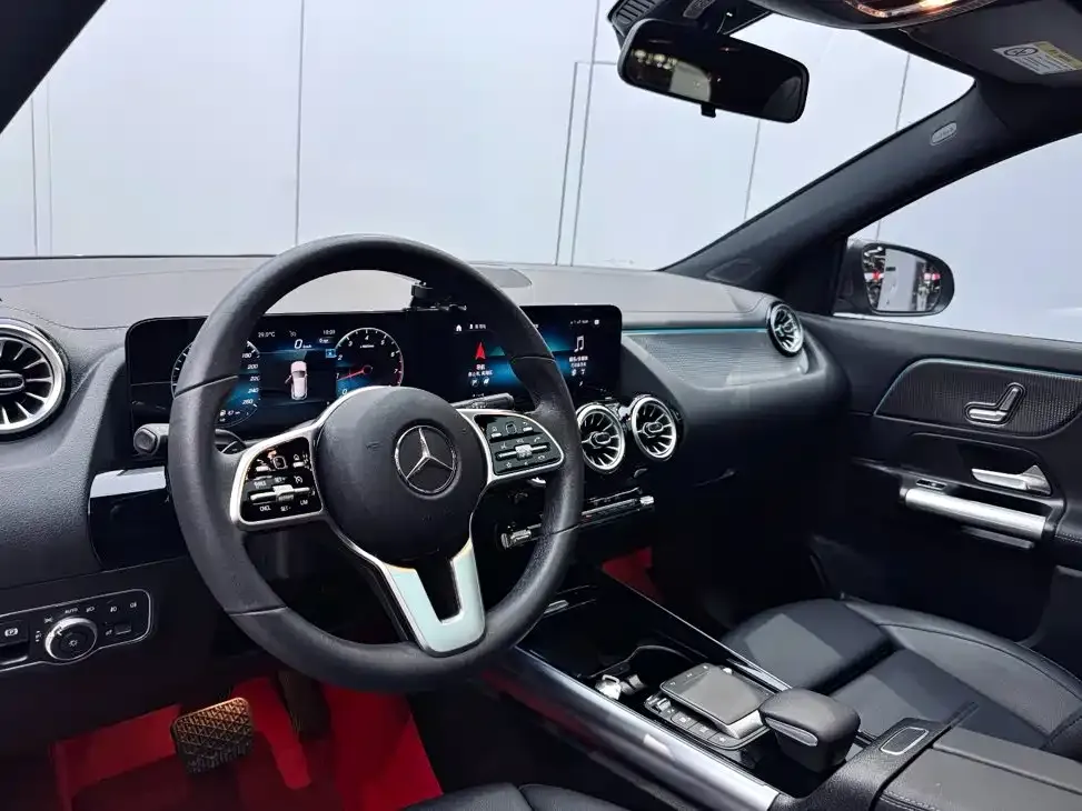 Mercedes-Benz GLA — фото 4