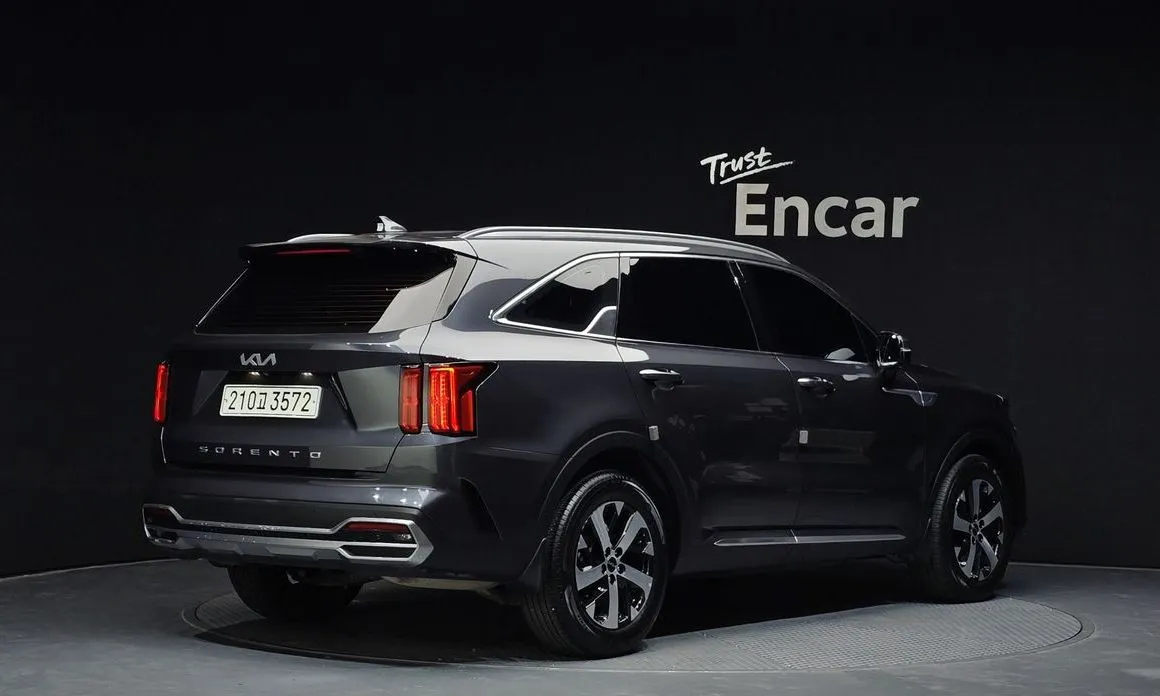 Kia Sorento — фото 4
