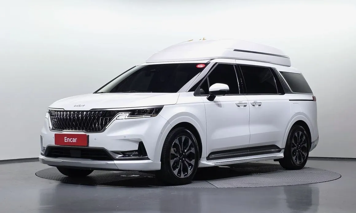 Kia Carnival — фото 1