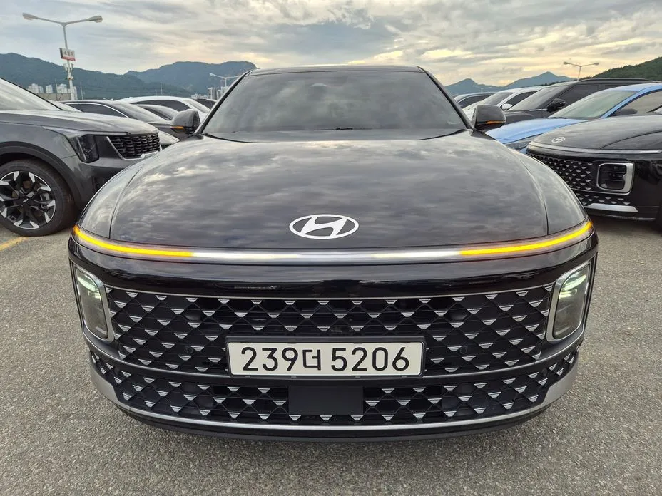 Hyundai Grandeur — фото 1