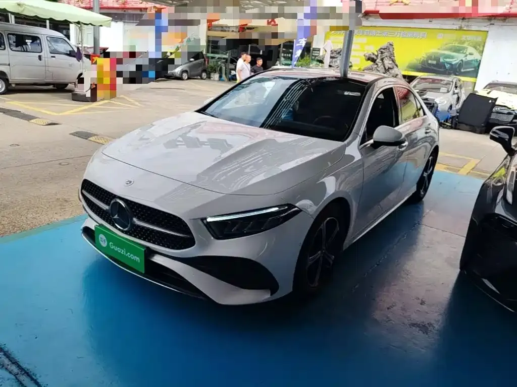 Mercedes-Benz A-Class — фото 1