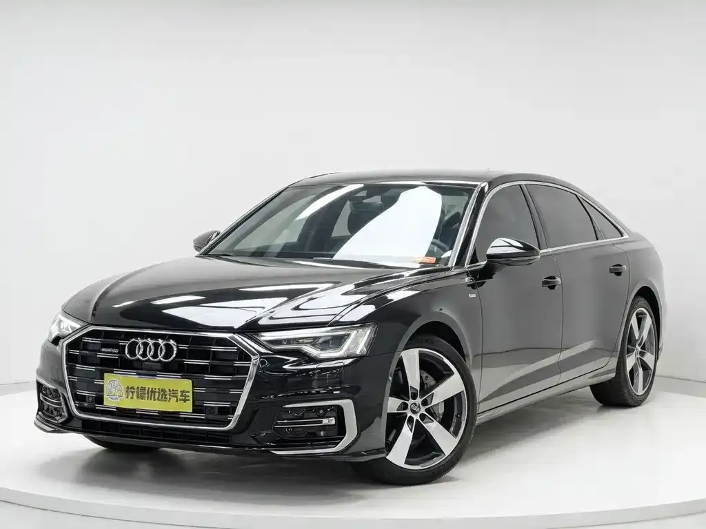 Audi A6L — фото 1
