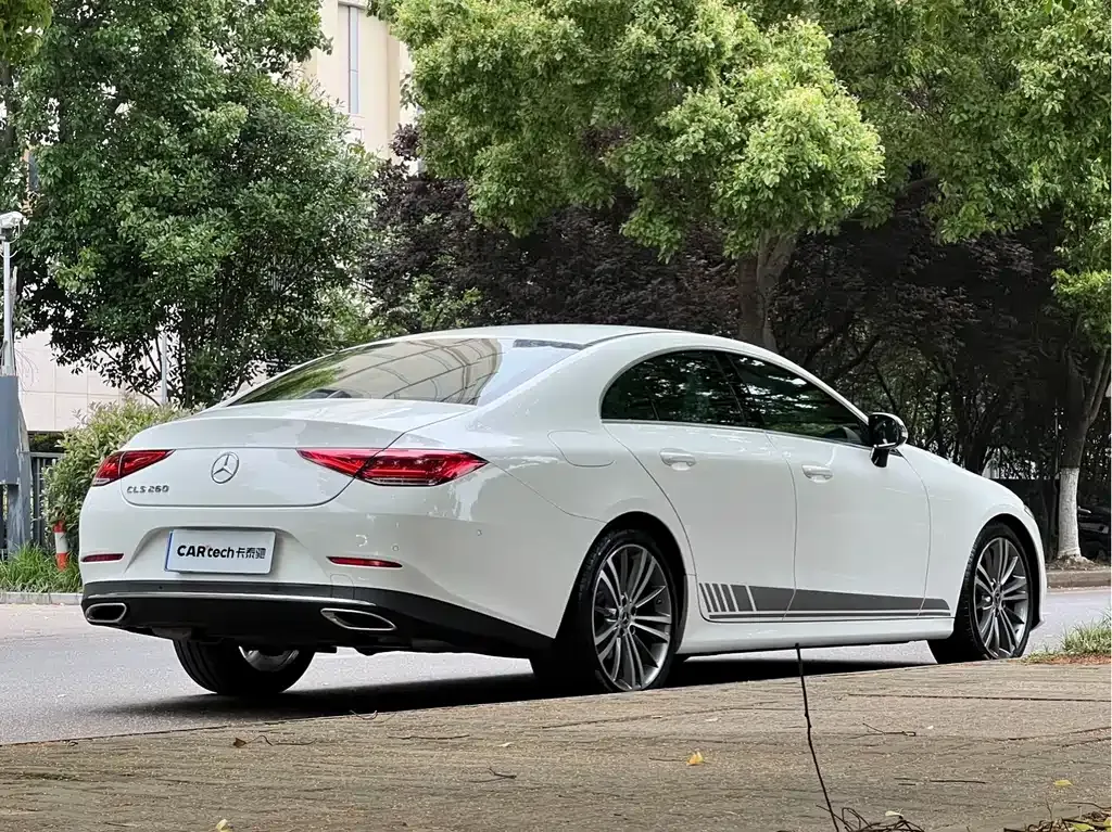 Mercedes-Benz CLS — фото 4