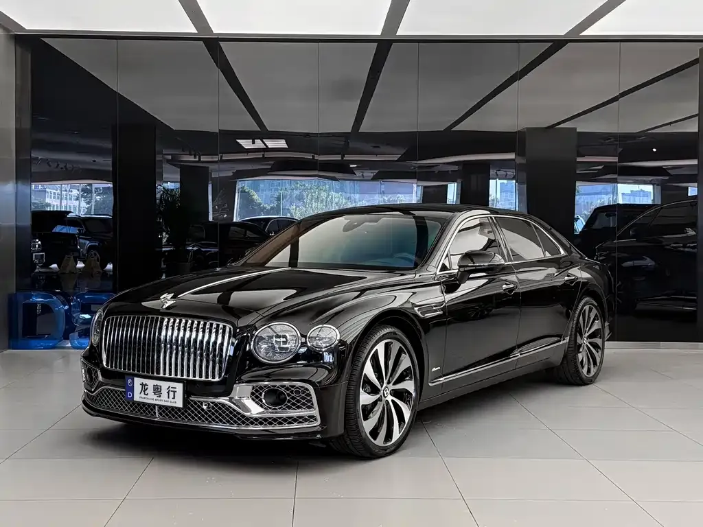 Bentley Flying Spur — фото 1