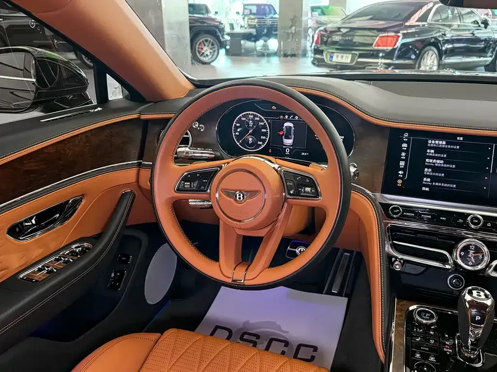 Bentley Flying Spur — фото 9