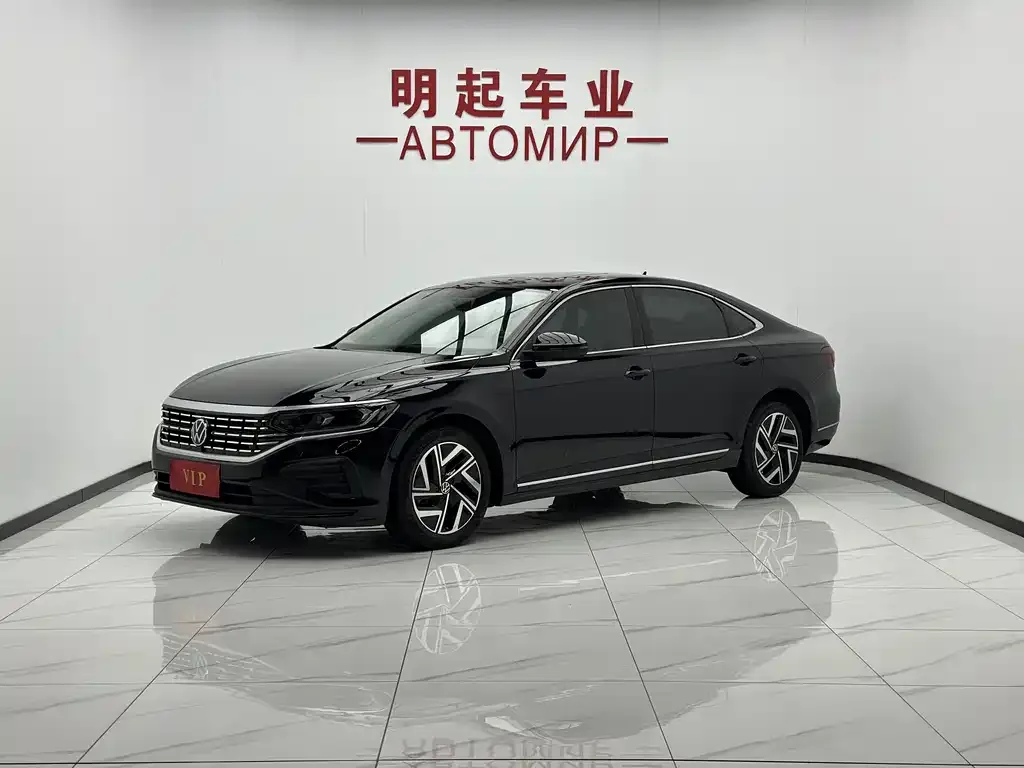 Volkswagen Passat — фото 1