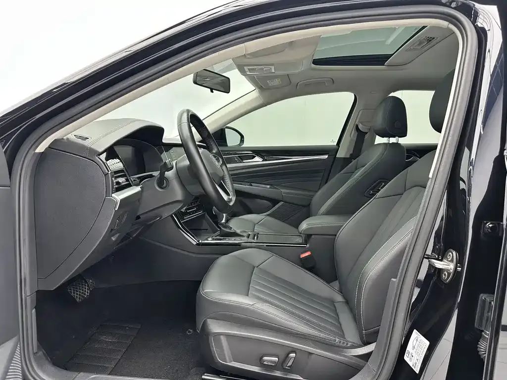 Volkswagen Passat — фото 7
