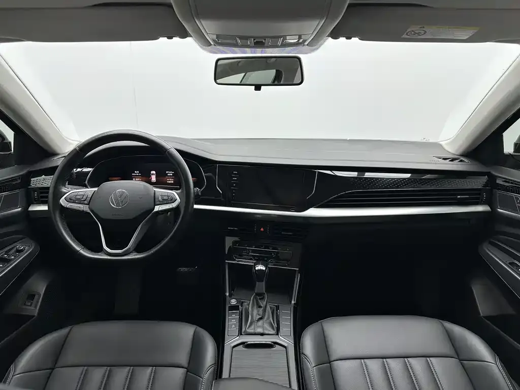 Volkswagen Passat — фото 9